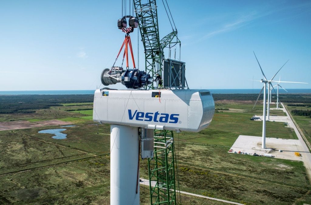 Vestas Turbine Collapse at Missouri Wind Farm Prompts Safety Pause ...